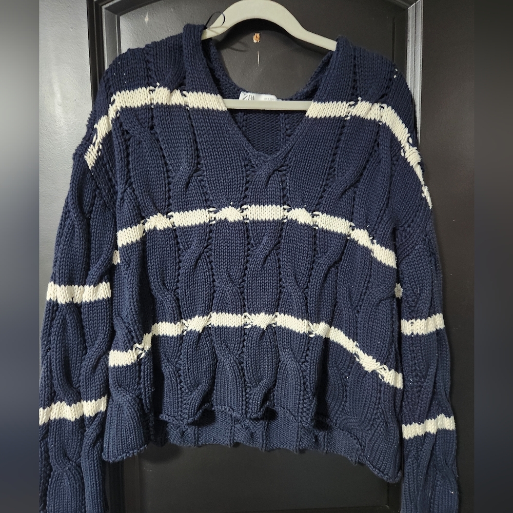 Zara Sweater Womens Very Heavy